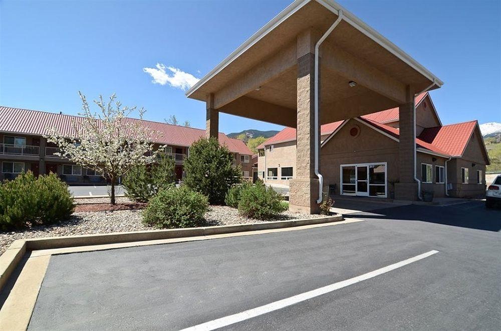 Magnuson Hotel Manitou Springs Ngoại thất bức ảnh
