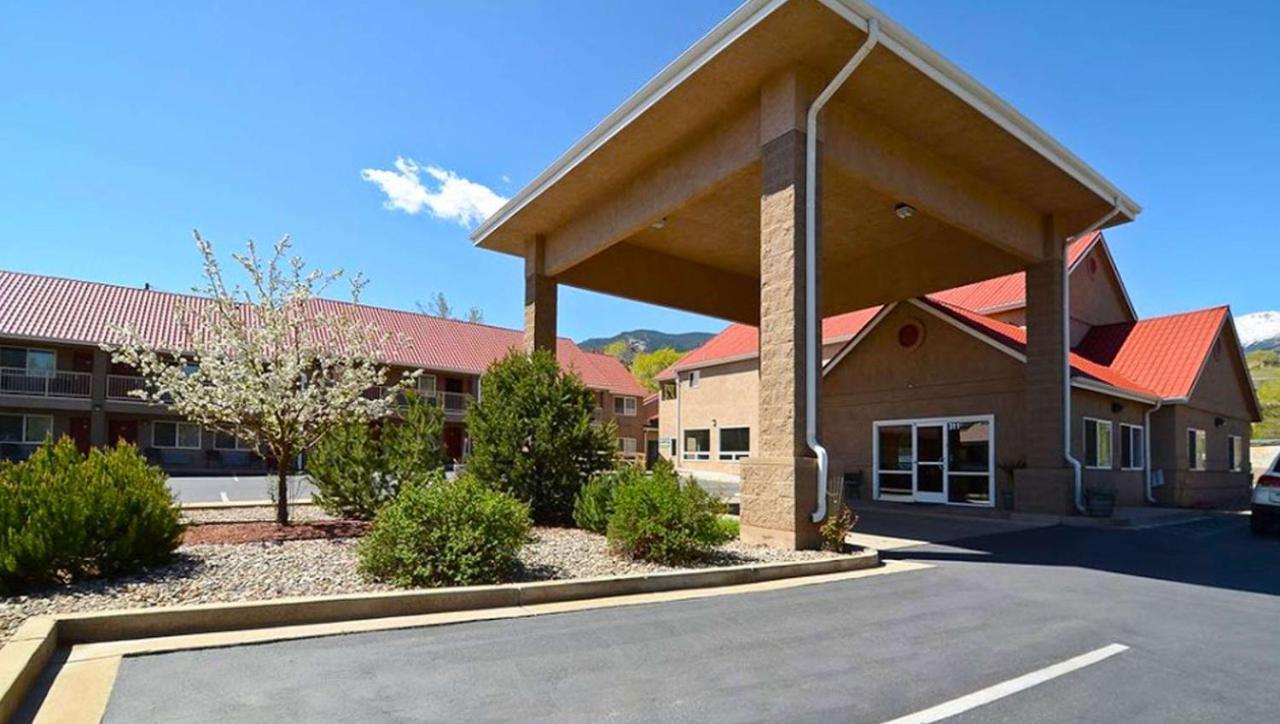 Magnuson Hotel Manitou Springs Ngoại thất bức ảnh
