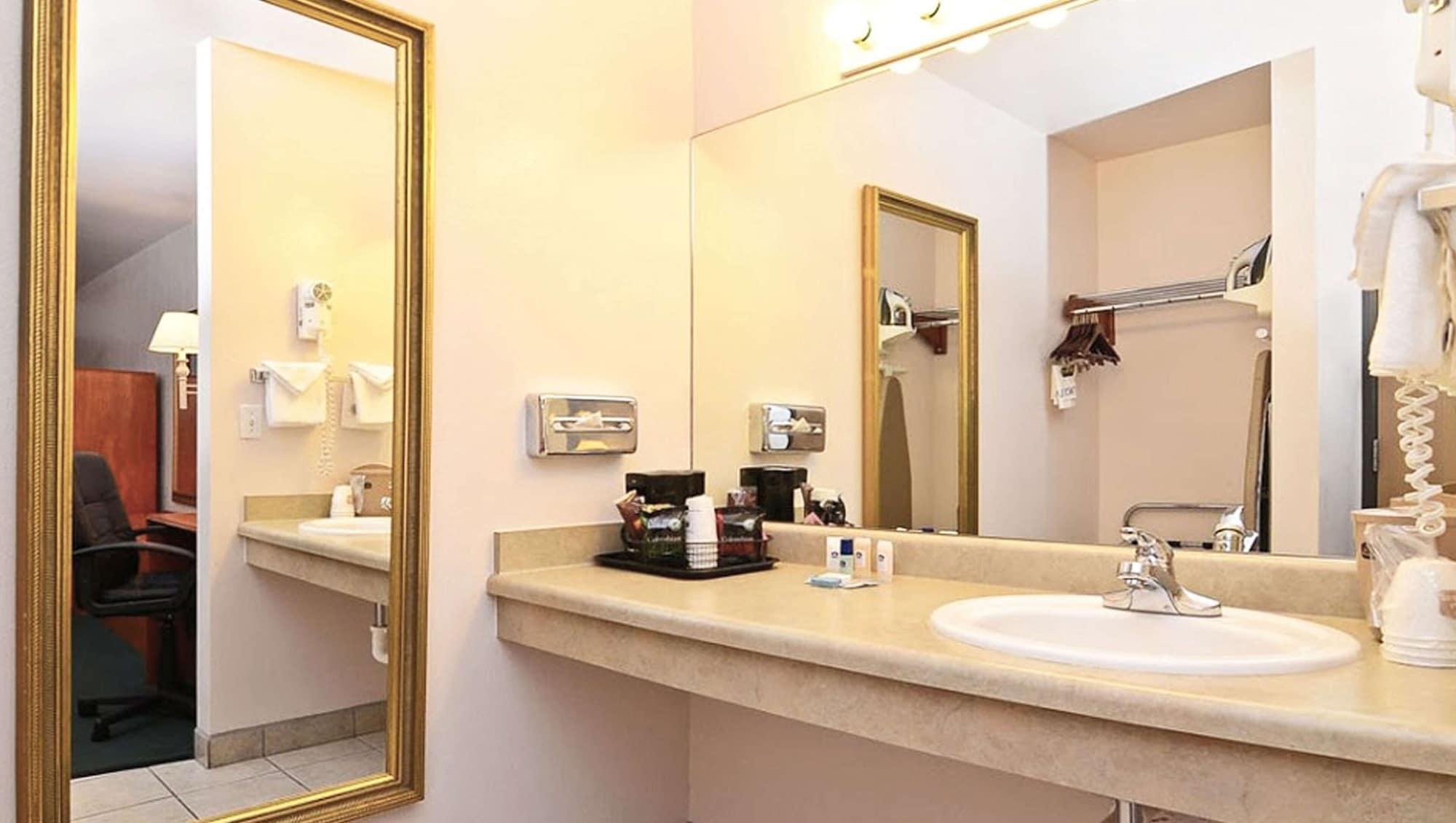 Magnuson Hotel Manitou Springs Ngoại thất bức ảnh