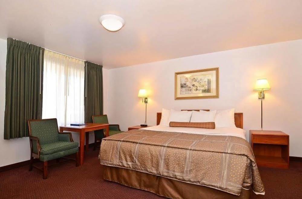 Magnuson Hotel Manitou Springs Ngoại thất bức ảnh