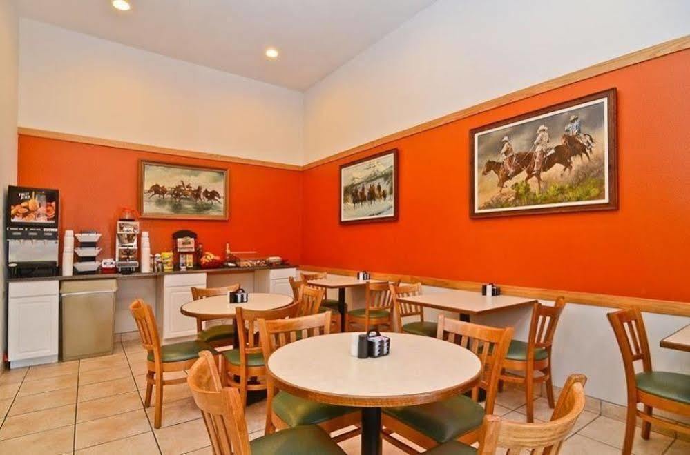 Magnuson Hotel Manitou Springs Ngoại thất bức ảnh
